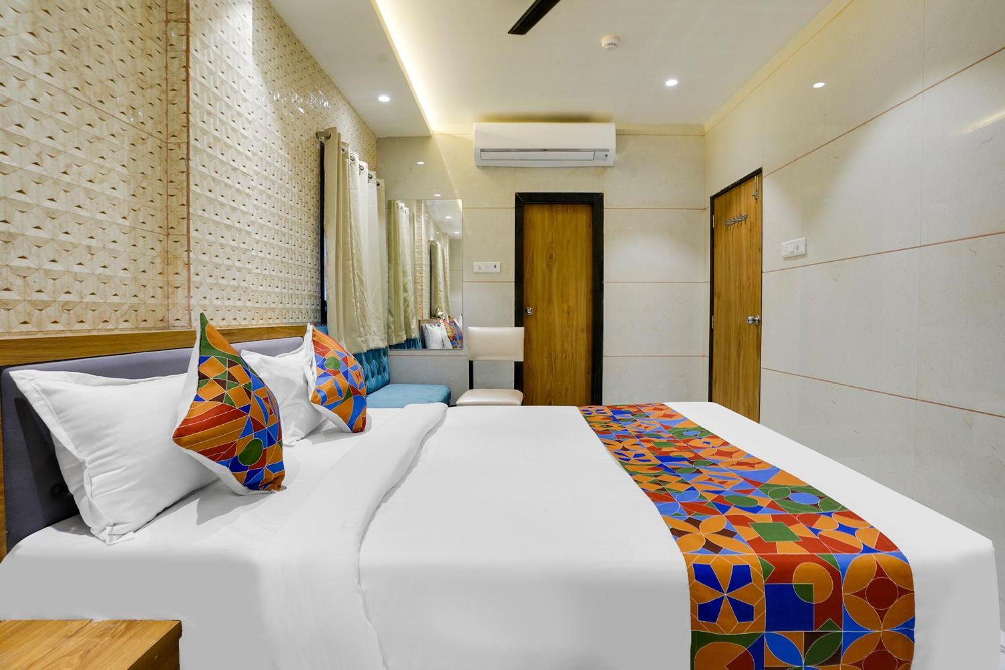 Fabhotel Rr Residency - Near Bkc Мумбаї Екстер'єр фото