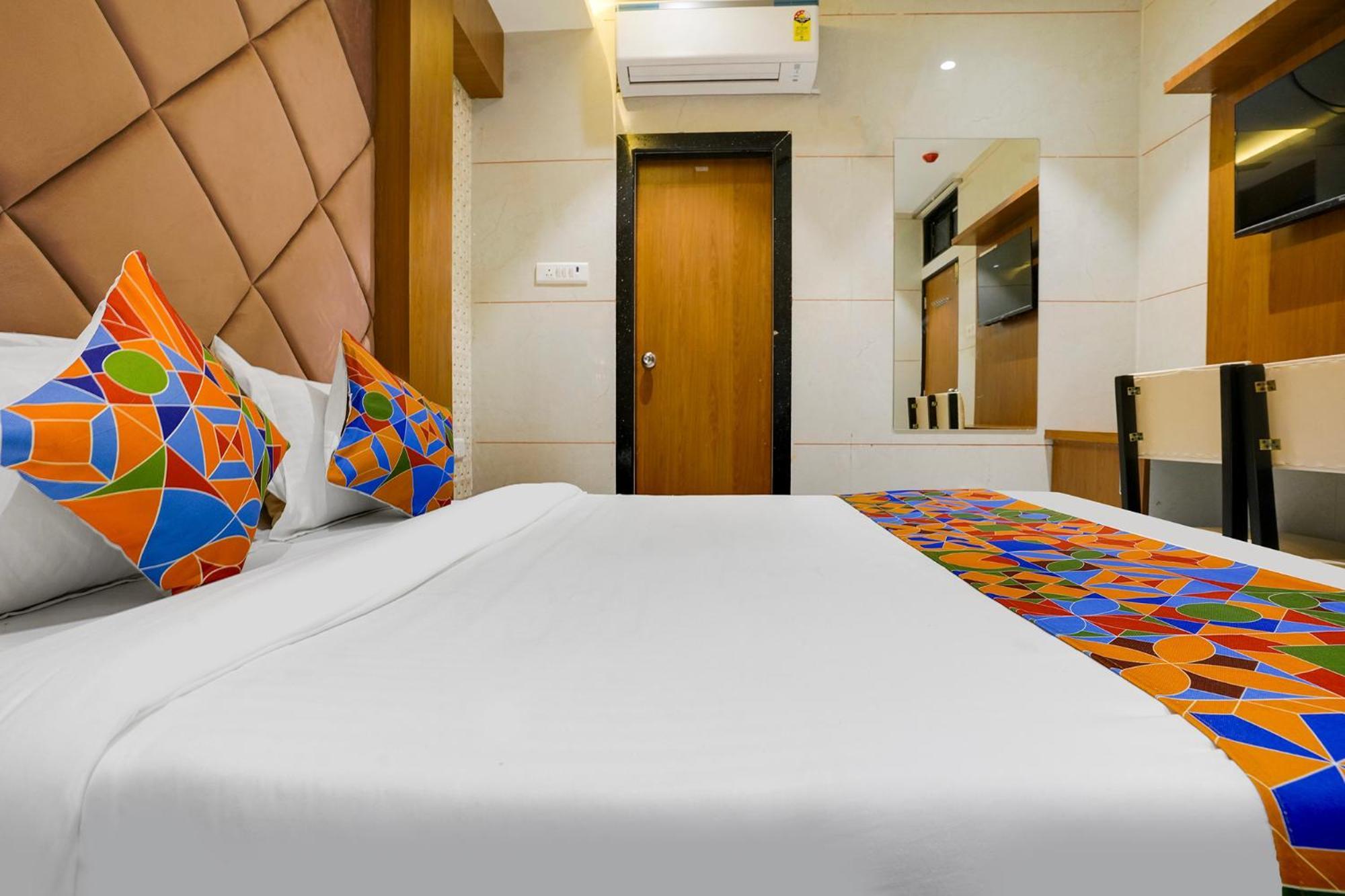 Fabhotel Rr Residency - Near Bkc Мумбаї Екстер'єр фото