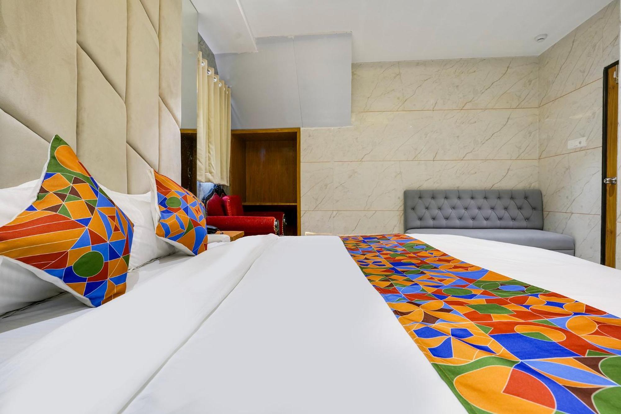 Fabhotel Rr Residency - Near Bkc Мумбаї Екстер'єр фото